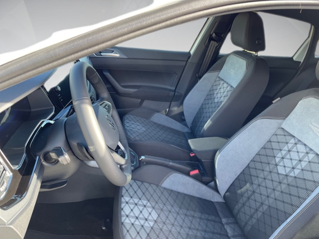 Taigo 1.5 TSI DSG R-Line Kamera Matrix