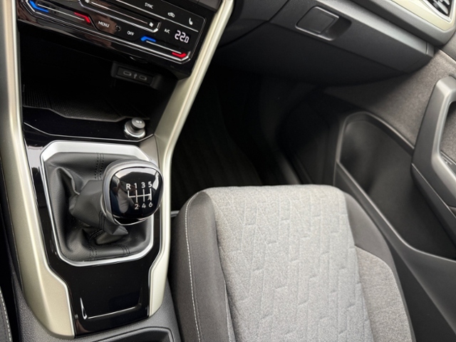 T-Roc 1.5 TSI Move Navi LED Parklenkass.