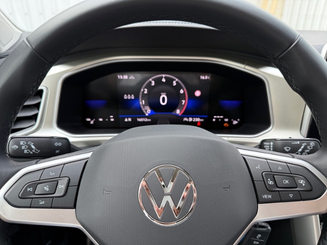 T-Roc 1.5 TSI Move Navi LED Parklenkass.