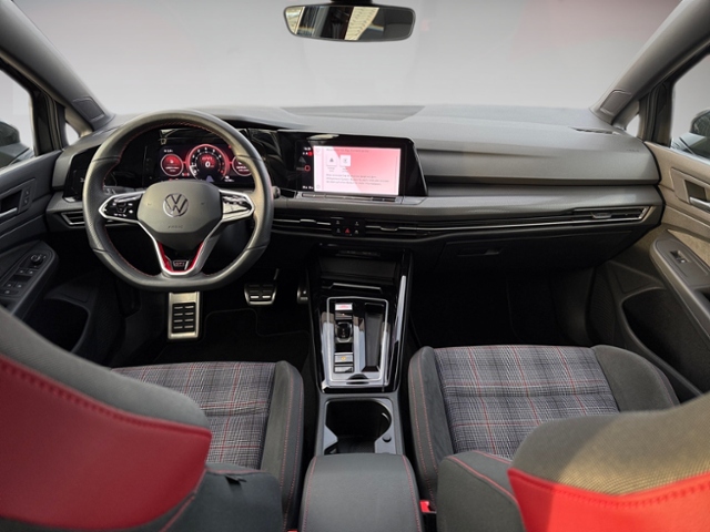 Golf VIII 2.0 TSI GTI DSG LED DAB+