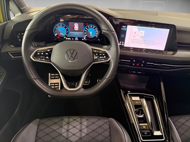 Golf VIII 1.5 eTSI DSG R-Line LED Kamera