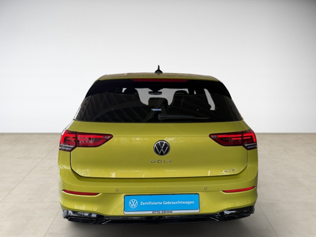 Golf VIII 1.5 eTSI DSG R-Line LED Kamera