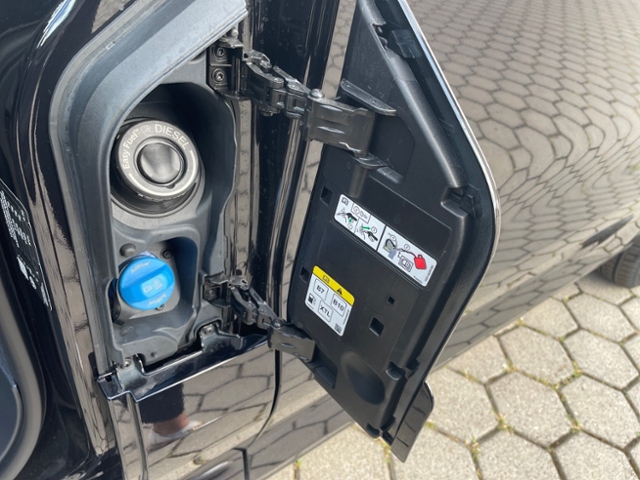 T7 New Transporter 2.0 TDI Kombi DSG 9-Sitzer