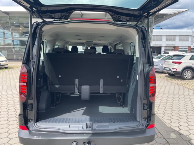 T7 New Transporter 2.0 TDI Kombi DSG 9-Sitzer