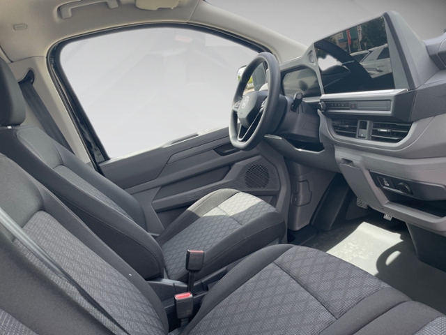 T7 New Transporter 2.0 TDI Kombi DSG 9-Sitzer