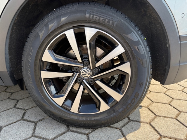 Tiguan 1.5 TSI IQ.DRIVE Navi Parklenksys.