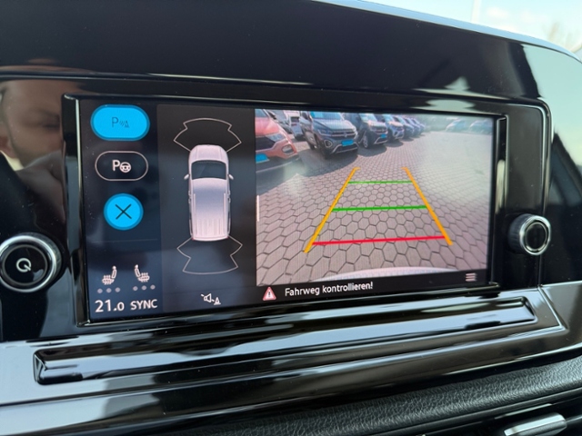 Caddy 1.5 TSI Style DSG LED AHK Kamera