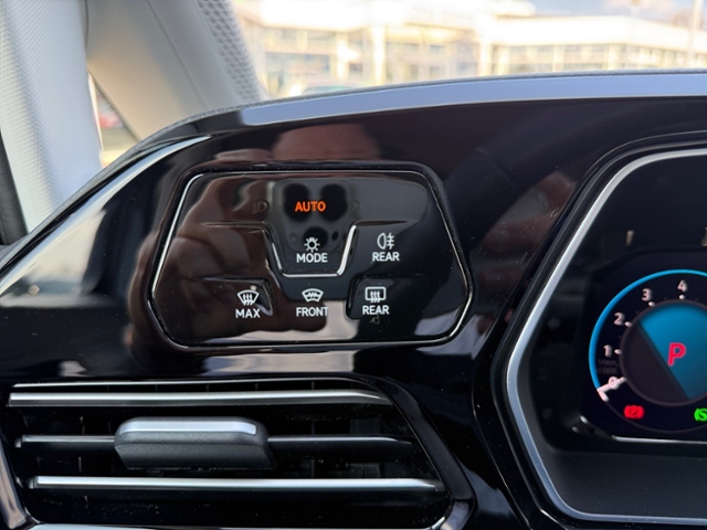 Caddy 1.5 TSI Style DSG LED AHK Kamera