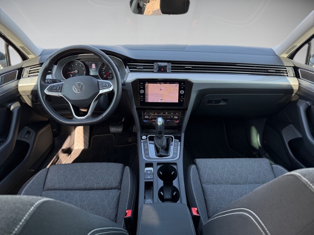 Passat Variant 1.5 TSI Business DSG AHK LED
