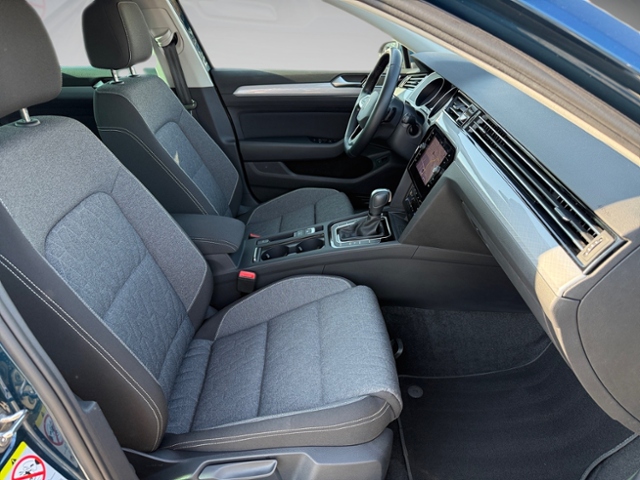 Passat Variant 1.5 TSI Business DSG AHK LED