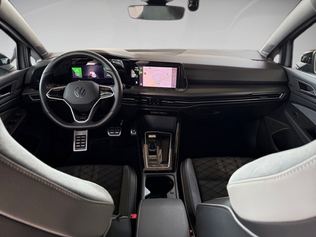 Golf VIII 1.5 eTSI DSG R-Line AHK Standh. Kam.