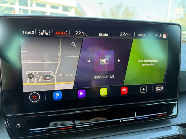 Leon 2.0 TSI DSG LED ACC Kamera