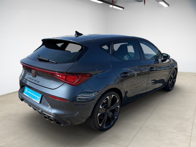 Leon 2.0 TSI DSG LED ACC Kamera