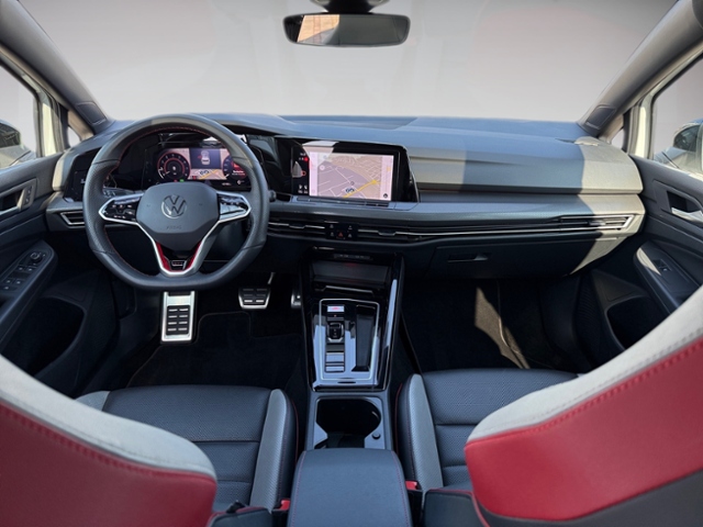 Golf VIII 2.0 TSI GTI DSG Matrix Pano Kamera