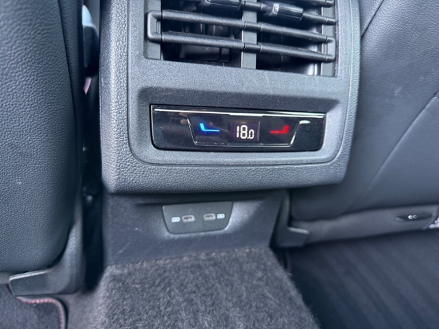 Golf VIII 2.0 TSI GTI DSG Matrix Pano Kamera