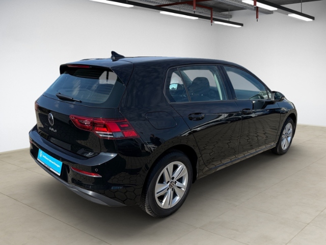 Golf VIII 2.0 TDI Life DSG LED AHK Navi
