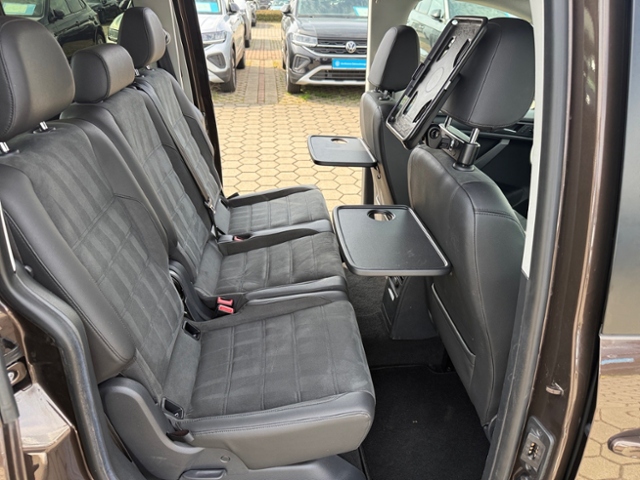 Caddy 2.0 TDI Highline 4M DSG Allrad Leder