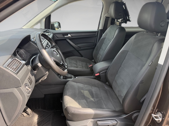 Caddy 2.0 TDI Highline 4M DSG Allrad Leder