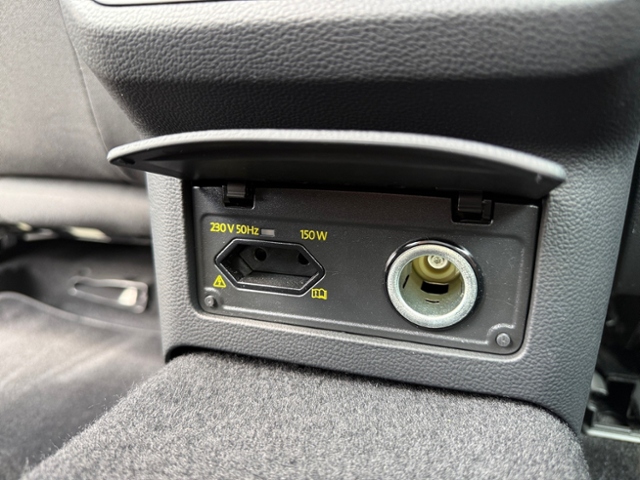 Passat Variant 1.5 TSI Conceptline DSG Kamera