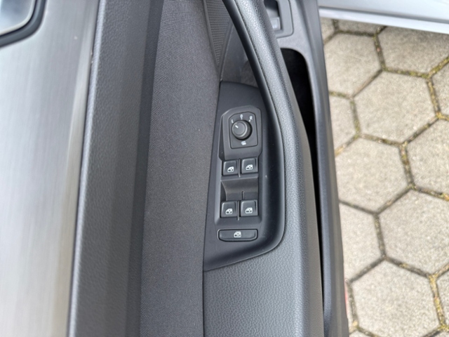 Passat Variant 1.5 TSI Conceptline DSG Kamera