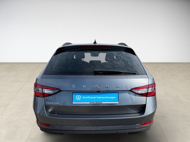 Superb Combi 1.5 TSI Ambition DSG LED Kamera