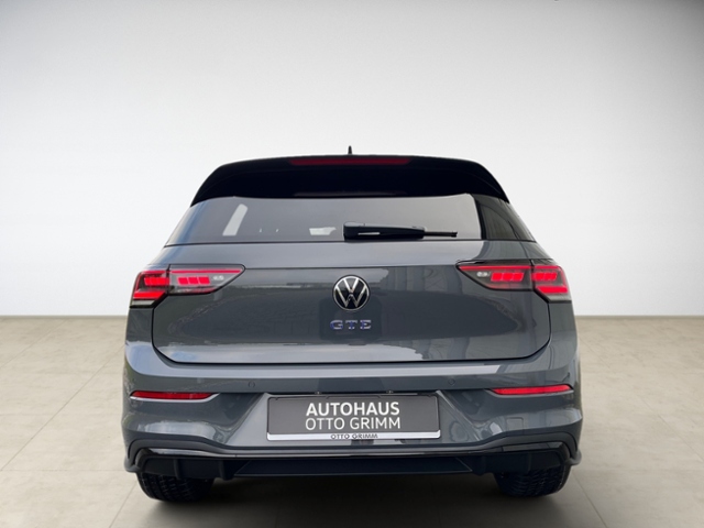 Golf VIII 1.5 TSI GTE DSG AHK Pano