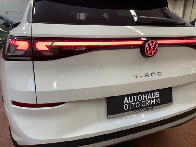 T-Roc 1.5 eTSI Style DSG AHK IQ-Light