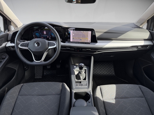 Golf VIII 1.5 TSI Life LED beh.Lankrad Navi