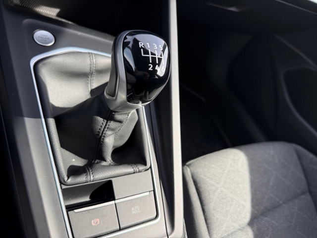 Golf VIII 1.5 TSI Life LED beh.Lankrad Navi