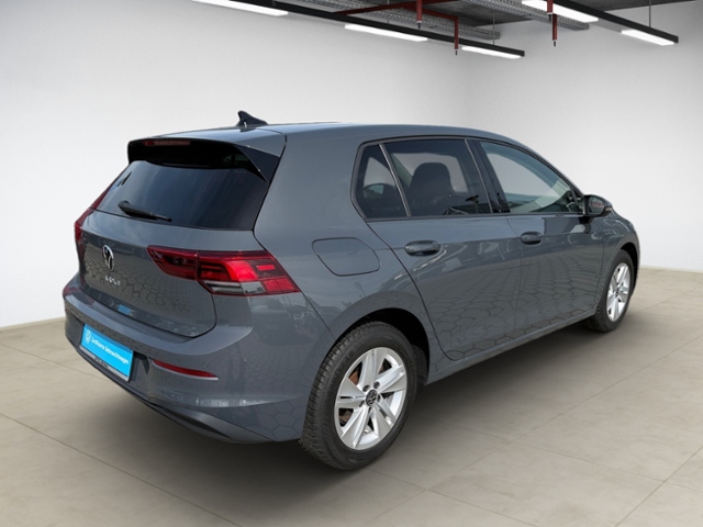 Golf VIII 1.5 TSI Life LED beh.Lankrad Navi