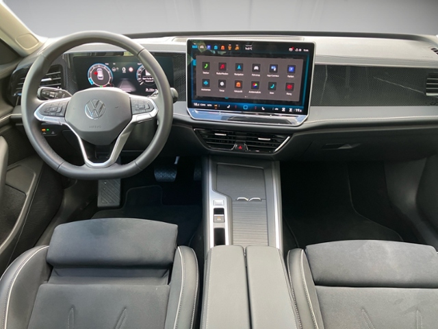 Passat Variant 1.5 eTSI Business DSG Kamera