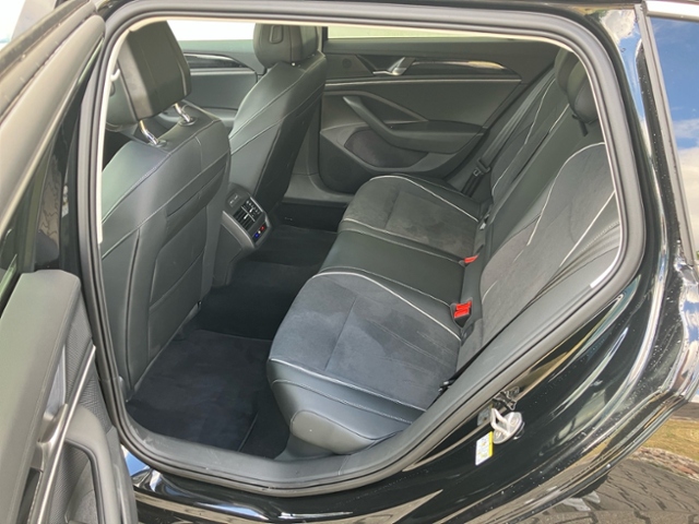 Passat Variant 1.5 eTSI Business DSG Kamera