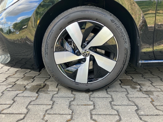 Passat Variant 1.5 eTSI Business DSG Kamera