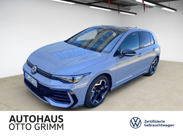 Golf VIII 1.5 eTSI DSG R-Line IQ-Light Pano