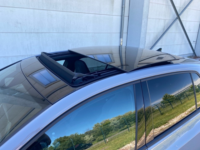 Golf VIII 1.5 eTSI DSG R-Line IQ-Light Pano