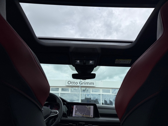 Golf VIII 2.0 TSI GTI DSG IQ-Light DCC Pano