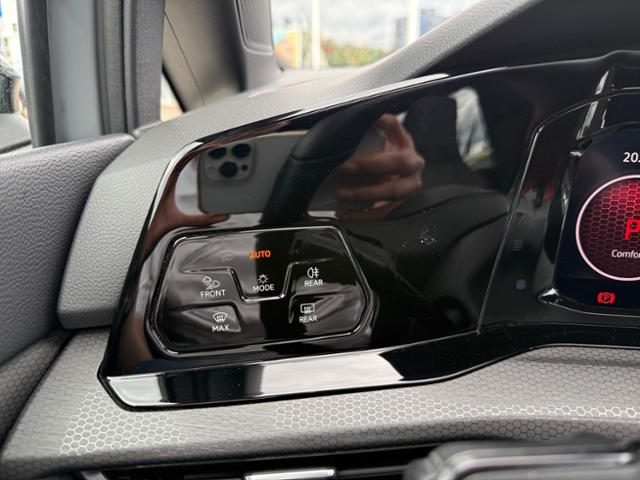 Golf VIII 2.0 TSI GTI DSG IQ-Light DCC Pano