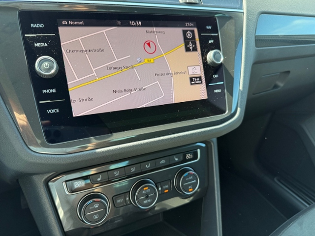 Tiguan 2.0 TSI DSG R-Line 4M AHK Navi ACC