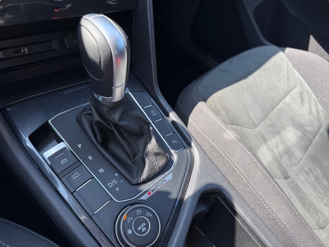 Tiguan 2.0 TSI DSG R-Line 4M AHK Navi ACC