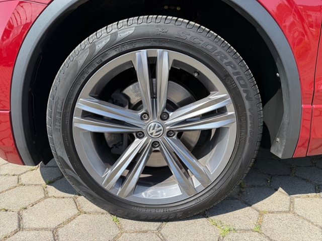 Tiguan 2.0 TSI DSG R-Line 4M AHK Navi ACC