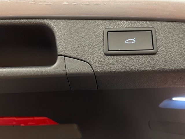 Passat Variant 1.5 eHybrid Elegance DSG
