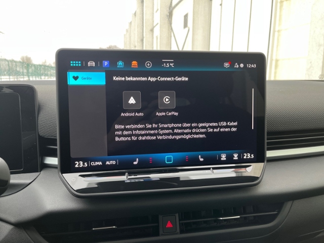 T-Roc 1.5 eTSI Style AHK IQ-Light Kamera