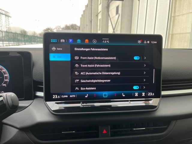 T-Roc 1.5 eTSI Style AHK IQ-Light Kamera