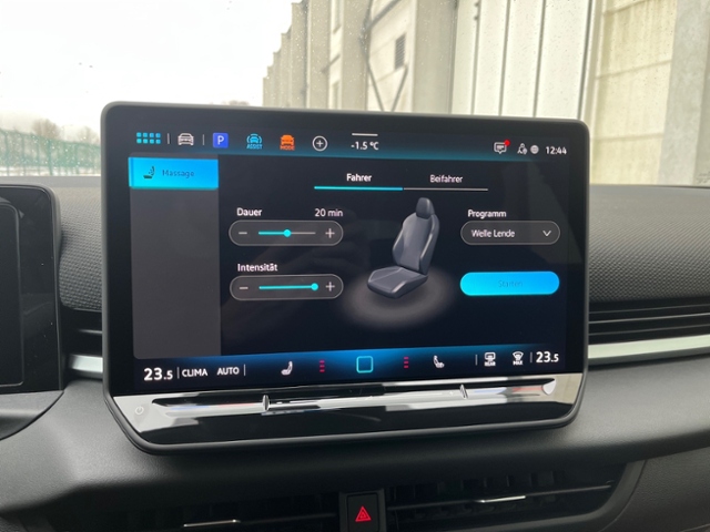 T-Roc 1.5 eTSI Style AHK IQ-Light Kamera