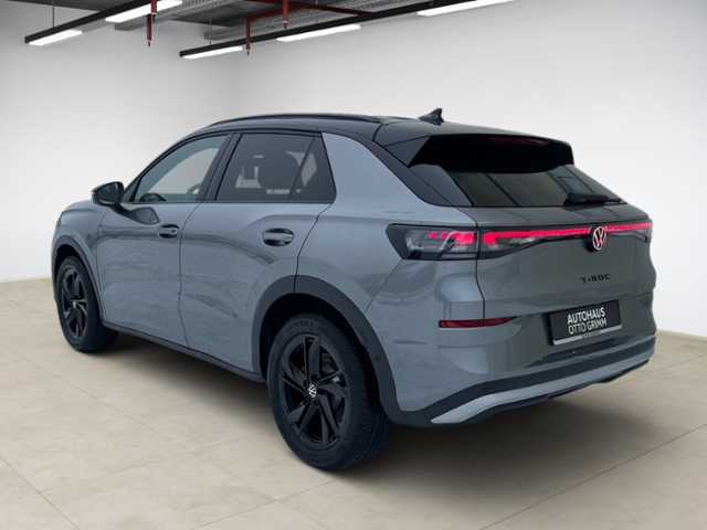 T-Roc 1.5 eTSI Style AHK IQ-Light Kamera