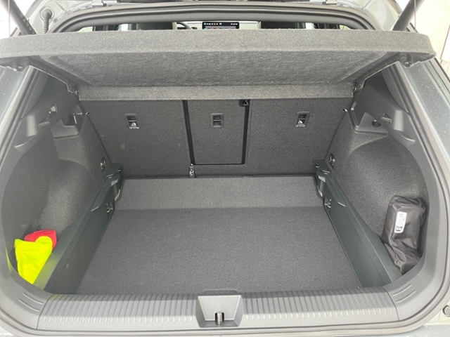 T-Roc 1.5 eTSI Style AHK IQ-Light Kamera