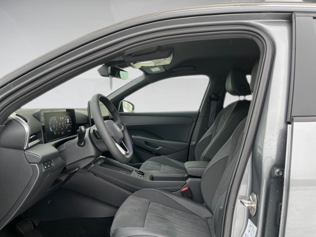 T-Roc 1.5 eTSI Style AHK IQ-Light Kamera