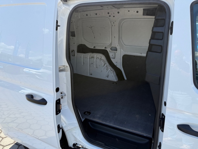 Caddy 2.0 TDI Kasten Klima DAB+ Einparkh.
