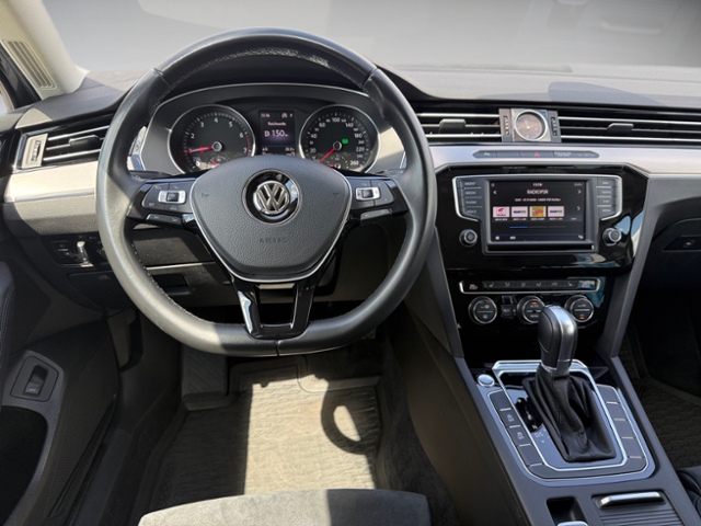Passat Variant 1.8 TSI DSG Highline LED Kamera