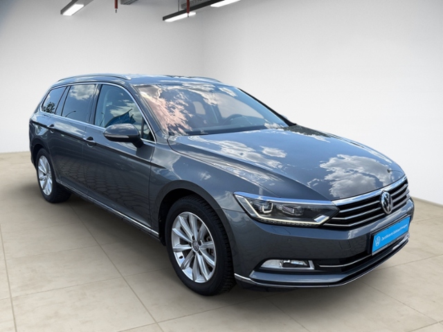 Passat Variant 1.8 TSI DSG Highline LED Kamera